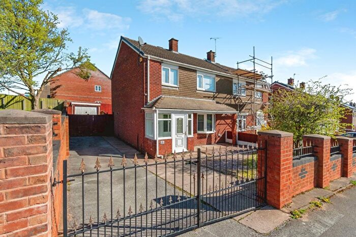 3 Bedroom Semi-Detached House For Sale In Barnard Way, Cannock, WS11