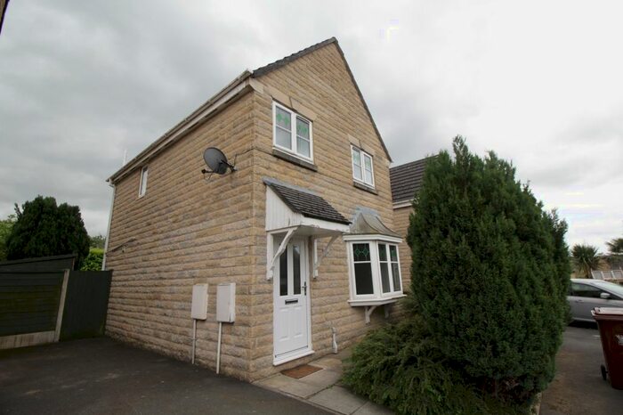 3 Bedroom Detached House To Rent In Crowden Drive, Hadfield, Glossop, SK13