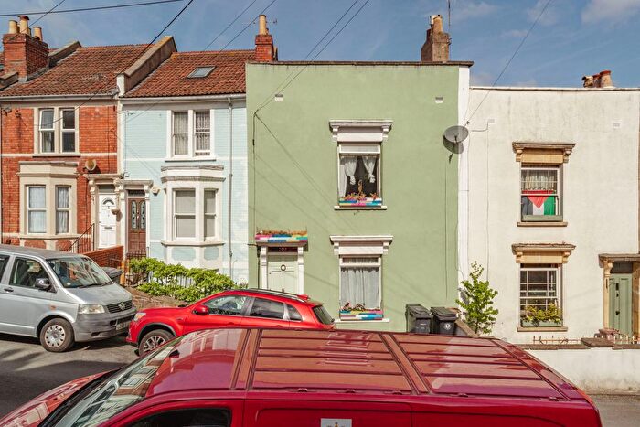 4 Bedroom Terraced House For Sale In Eldon Terrace, Windmill Hill, Bristol, BS3