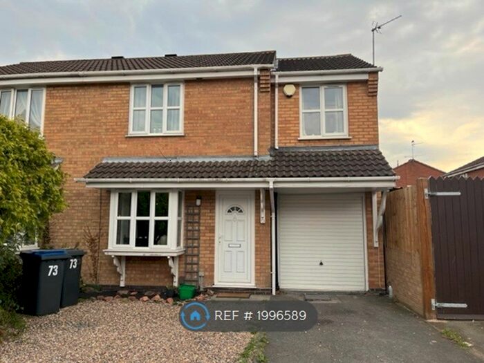 4 Bedroom Semi-Detached House To Rent In Nelson Drive, Hinckley, LE10