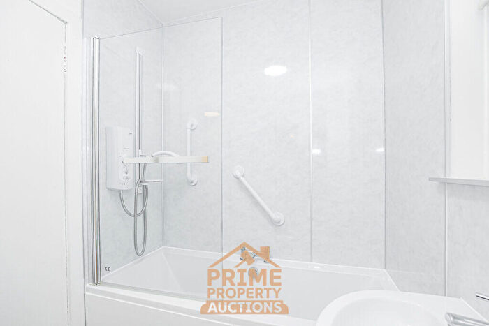 1 Bedroom Detached Bungalow For Sale In Farquhar Road, Aberdeen, AB11