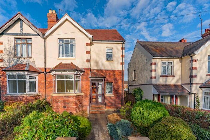 3 Bedroom Semi-Detached House To Rent In Junction Road, Stourbridge, West Midlands DY8