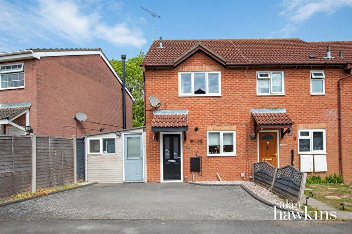2 Bedroom End Terrace House For Sale In Pearce Close, Stratton, Swindon, SN2