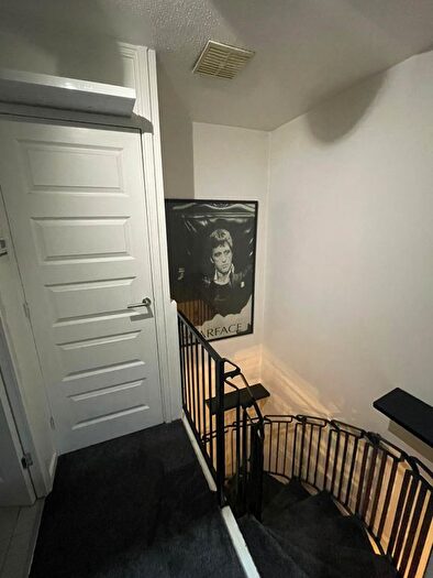 1 Bedroom Terraced House To Rent In Moorland Gardens, Luton, LU2