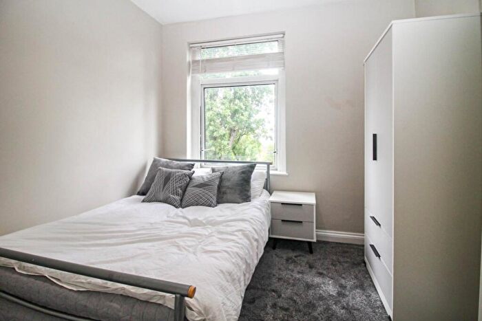 1 Bedroom House To Rent In Mitford Road, Leeds, West Yorkshire, LS12