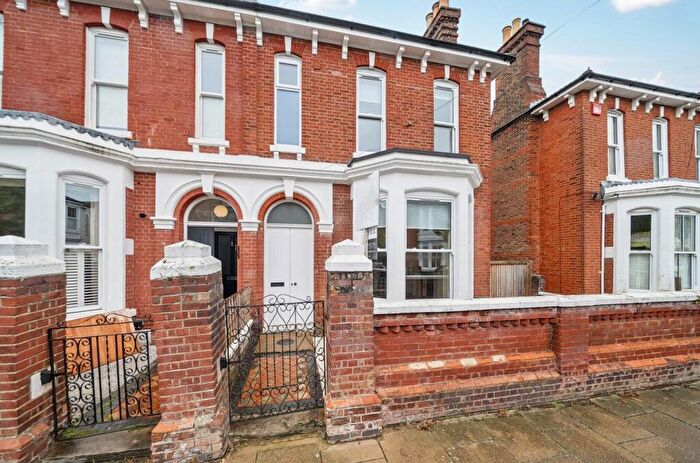 5 Bedroom Semi-Detached House For Sale In Havelock Road, Southsea, Hampshire, PO5
