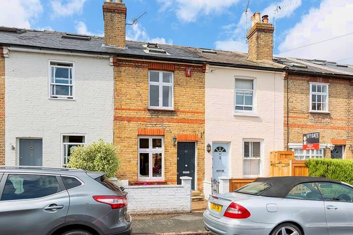 3 Bedroom Terraced House To Rent In Alexandra Road, Thames Ditton, KT7