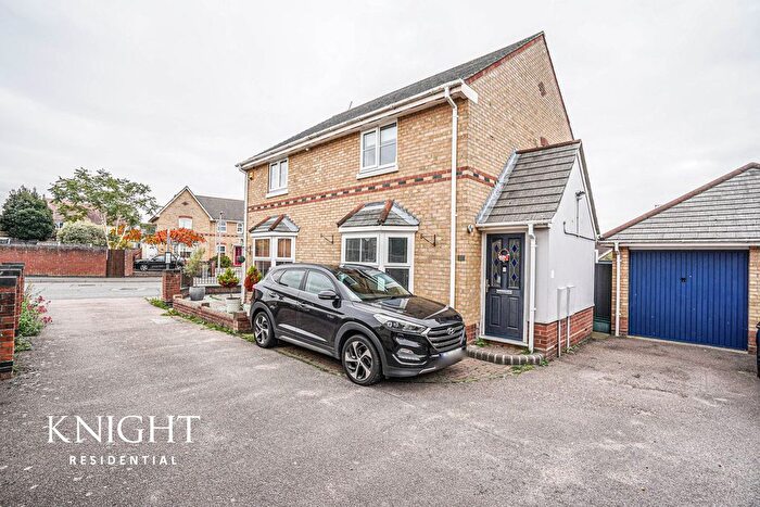 3 Bedroom Semi-Detached House For Sale In Derwent Road, Highwoods, Colchester, CO4