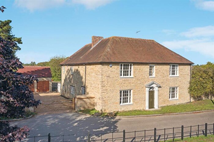 5 Bedroom Detached House For Sale In Vicarage Road, Bradwell Village, Milton Keynes, MK13