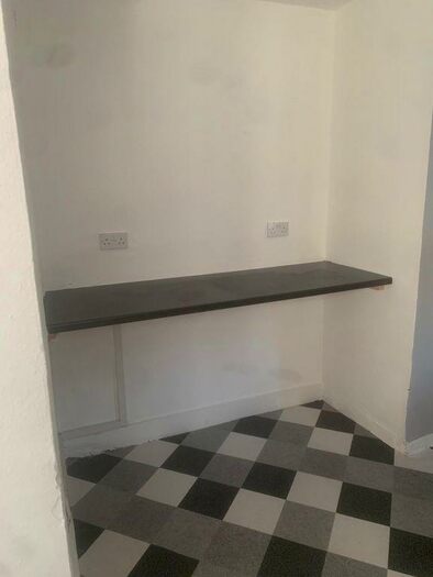 Flat To Rent In Courthill Road, Lewisham, SE13