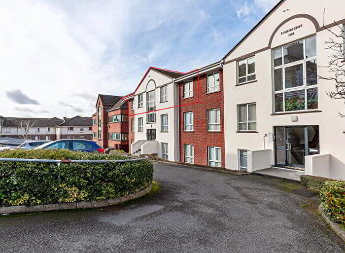 4 Bedroom Apartment / Flats For Sale In / St. Helens Court, Holywood, BT18