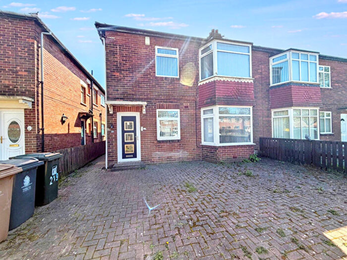 2 Bedroom Flat For Sale In Verne Road, North Shields, Tyne And Wear, NE29