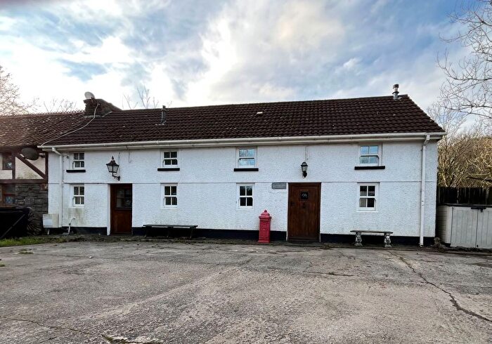 3 Bedroom Cottage For Sale In Forge Cottages, Clydach, Swansea, West Glamorgan, SA6