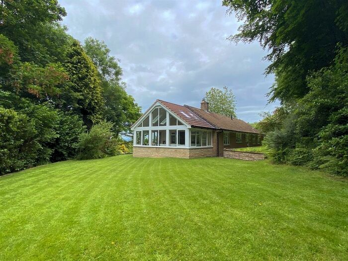 3 Bedroom Detached Bungalow For Sale In Lobbs Lane, Barrington, Ilminster, TA19