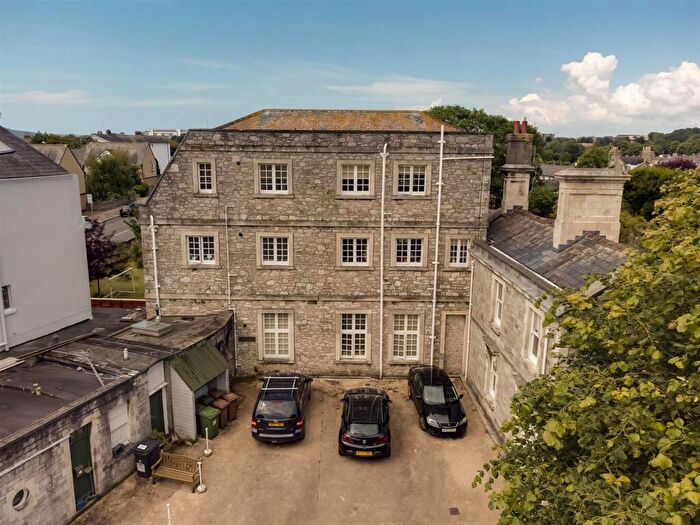 2 Bedroom Apartment To Rent In The Square, Stonehouse, Plymouth, PL1