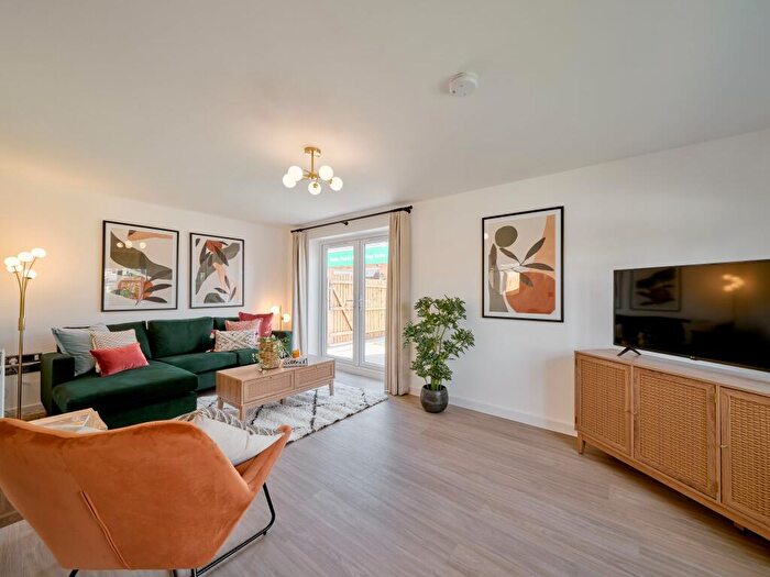 3 Bedroom Detached House For Sale In Whitmore Place, Holbrook Lane, Coventry, West Midlands, CV6