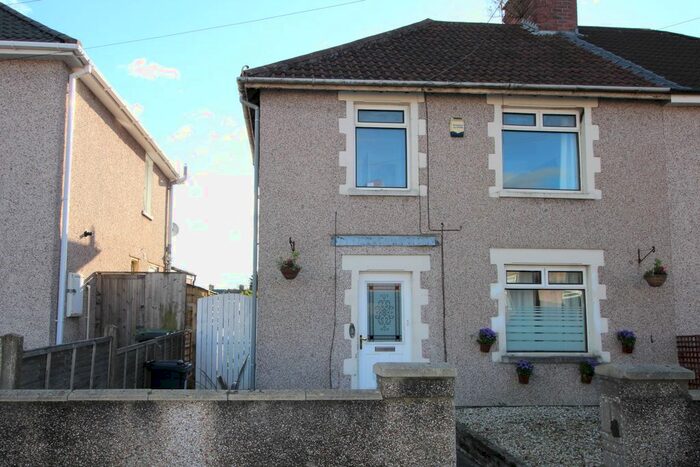 3 Bedroom Semi-Detached House To Rent In Wesley Avenue, Hanham, Bristol BS15