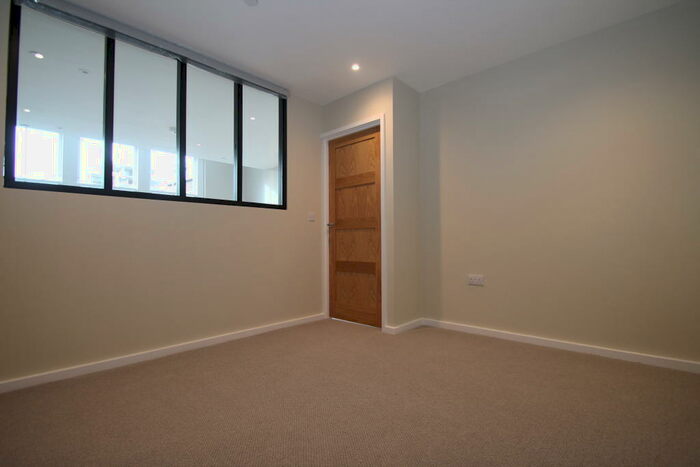 2 Bedroom Flat To Rent In High Street, Dartford, DA1