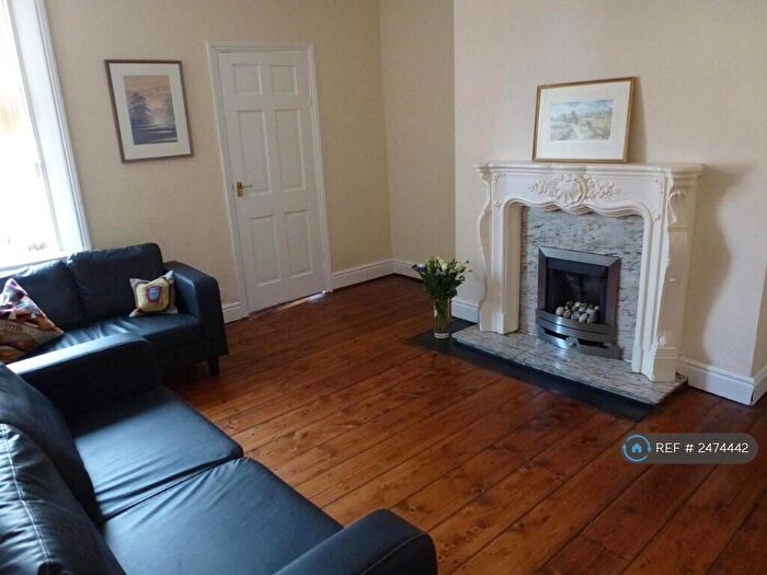 2 Bedroom Flat To Rent In Windsor Avenue, Gateshead, NE8