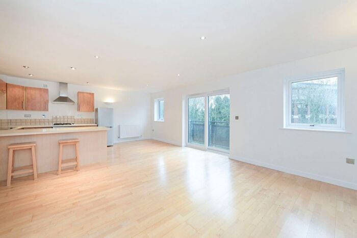2 Bedroom Flat To Rent In Wharf Road, Dukes Wharf Wharf Road, NG7