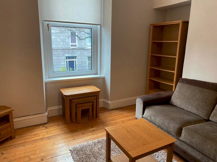 1 Bedroom Flat To Rent In Richmond Terrace, Rosemount, Aberdeen, AB25