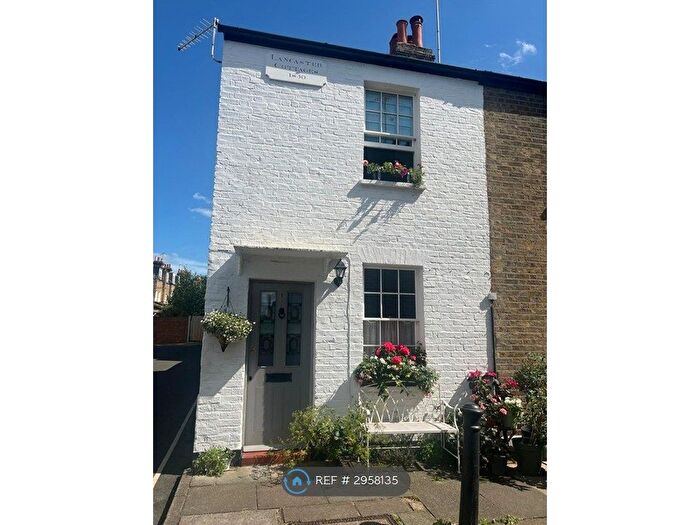 2 Bedroom End Of Terrace House To Rent In Lancaster Cottages, Richmond, TW10