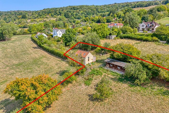 1 Bedroom Detached House For Sale In Countryside Near Cheddar, BS27