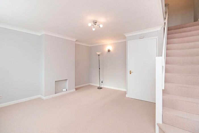 3 Bedroom Property To Rent In Ross Close, Saffron Walden, CB11