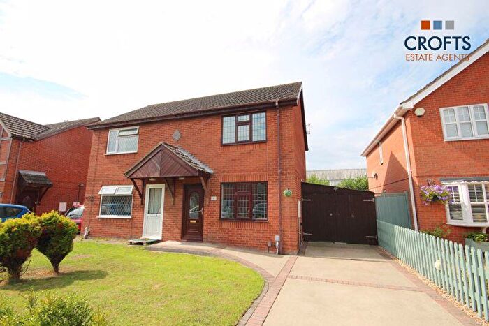 2 Bedroom Semi-Detached House To Rent In Berwick Court, Immingham, DN40
