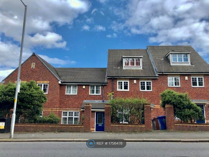3 Bedroom Terraced House To Rent In Yew Tree Road, Manchester, M14