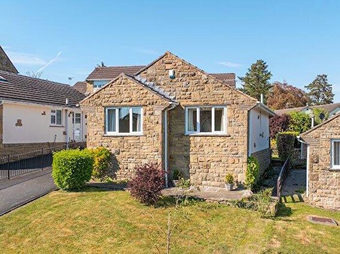 2 Bedroom Bungalow For Sale In Park Wood Crescent, Skipton, North Yorkshire, BD23