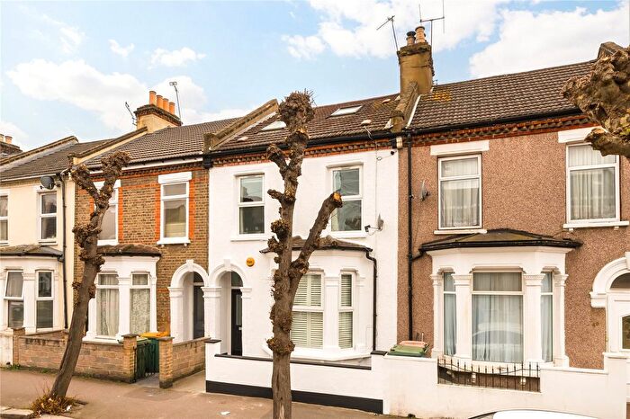 4 Bedroom Terraced House For Sale In Warwick Road, London, E15