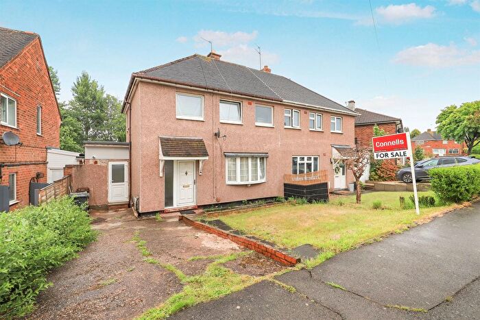 3 Bedroom Semi-detached House For Sale In Elmdon Road, Oxley, Wolverhampton, WV10