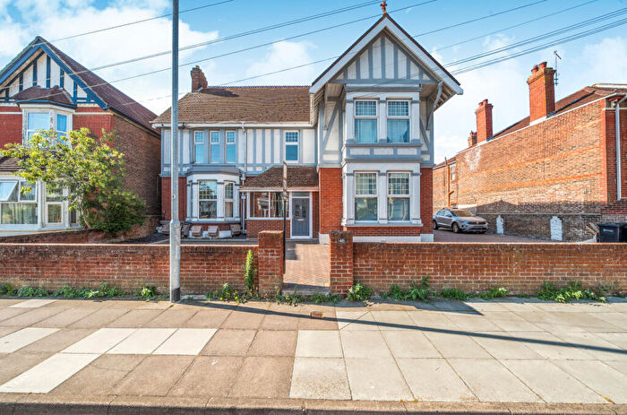 1 Bedroom Flat To Rent In Stubbington Avenue, Portsmouth, Hampshire, PO2