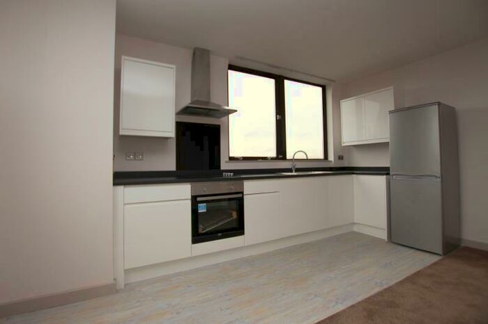 2 Bedroom Apartment To Rent In New Priestgate House, Peterborough, PE1