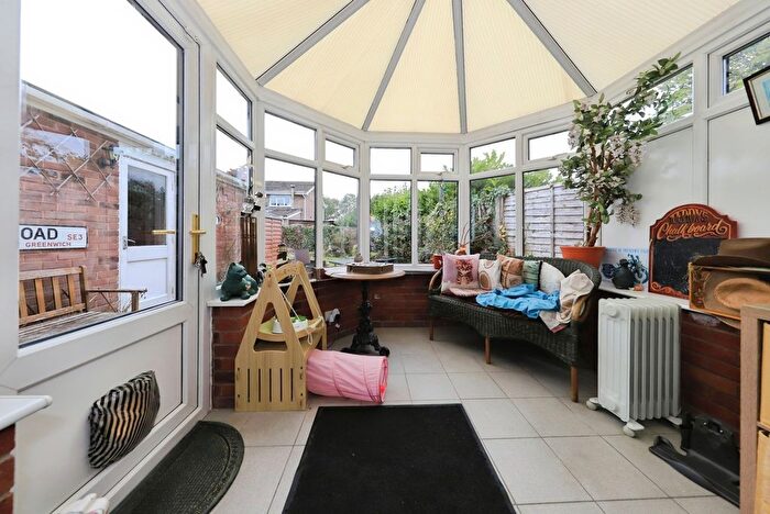 3 Bedroom Detached House For Sale In Edward Road, Perton Wolverhampton, Staffordshire, WV6