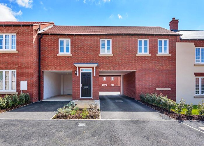 2 Bedroom Coach House To Rent In Bishop Road, Bicester, OX26