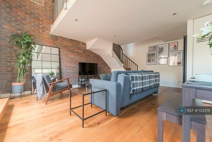 1 Bedroom End Of Terrace House To Rent In The Millhouse, Henley-On-Thames, RG9