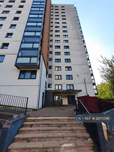 1 Bedroom Flat To Rent In Wheatley Court, Halifax, HX2
