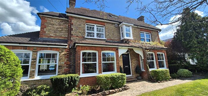 5 Bedroom Detached House For Sale In Worlds End Lane, Orpington, BR6