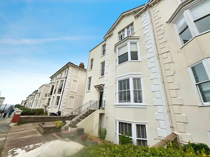 3 Bedroom Apartment To Rent In Medina Villas, Hove, BN3
