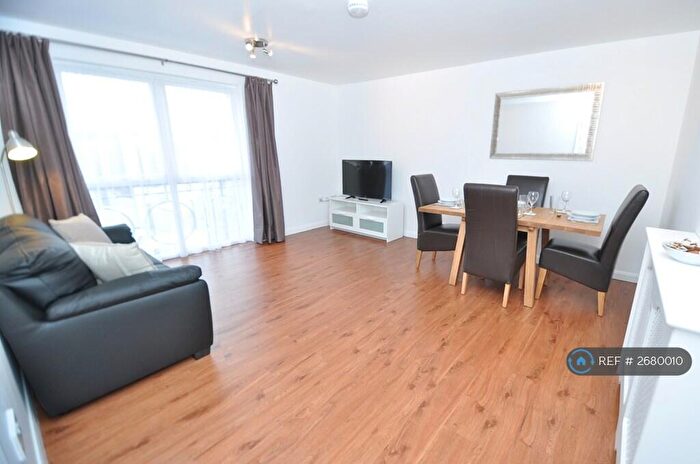 1 Bedroom Flat To Rent In Burnside Court, Romford, RM1