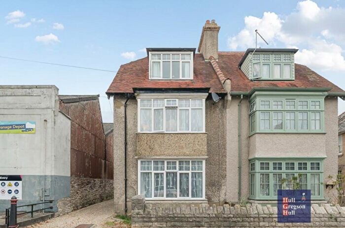 4 Bedroom House For Sale In Kings Road West, Swanage, BH19