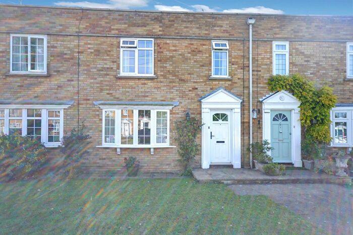 3 Bedroom Terraced House For Sale In Victoria Road West, Littlestone, TN28
