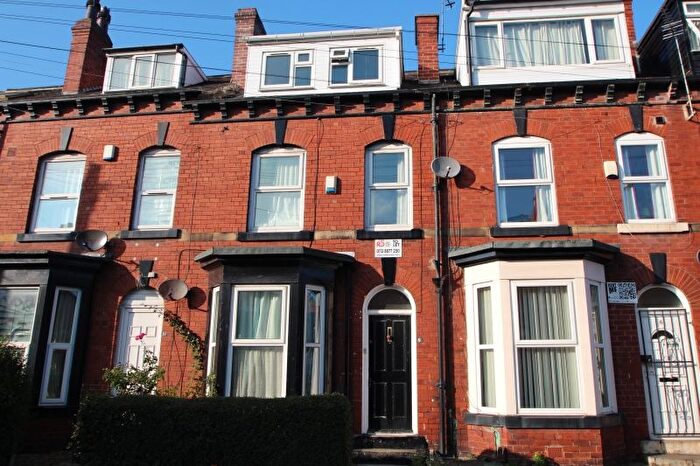4 Bedroom Terraced House To Rent In Ashville Terrace, Hyde Park, Leeds, LS6
