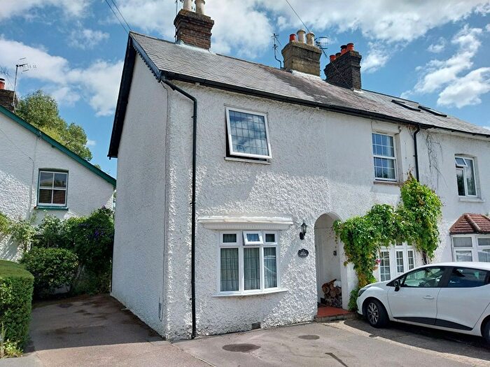2 Bedroom End Of Terrace House For Sale In Crouch House Road, Edenbridge, TN8