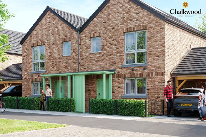 3 Bedroom End Of Terrace House To Rent In Ragstone Avenue, Swanscombe, Kent, DA10