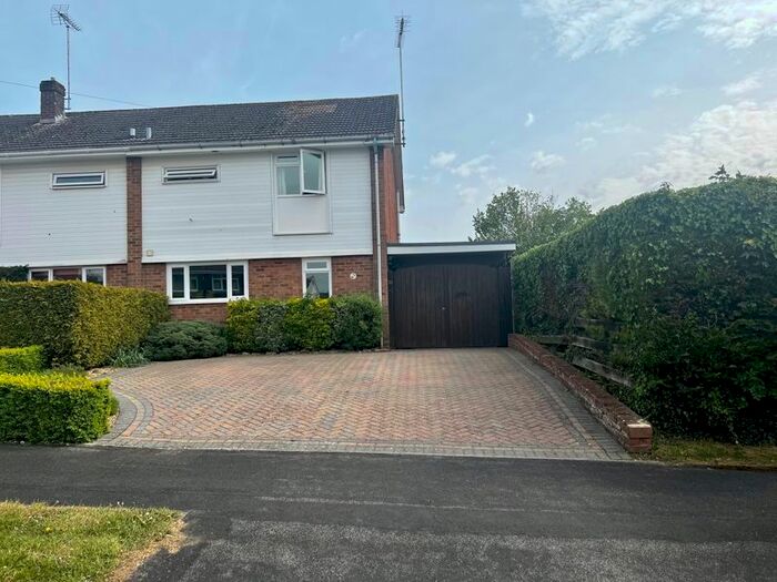 3 Bedroom Semi-Detached House To Rent In Strathfield Road, Andover, SP10