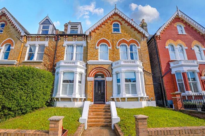 3 Bedroom Flat For Sale In Marmora Road, East Dulwich, London, SE22