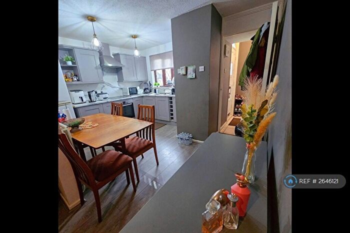 3 Bedroom Terraced House To Rent In Bowlingfield, Ingol, Preston, PR2